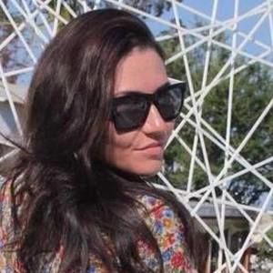 Meet your Posher, Renee